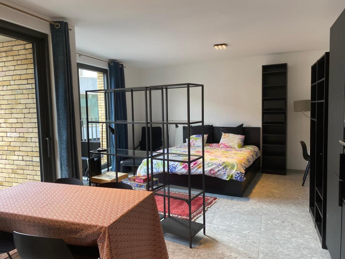 Studio Near Shopping K In K New Bright And Central 科尔特赖克 外观 照片